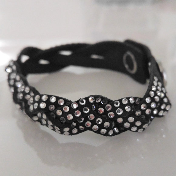Black Suede Clear Rhinestone Sparkly Bracelet - Picture 5 of 5